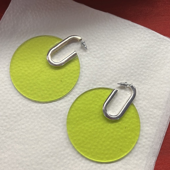 Jewelry - Circle transparent yellow green earrings